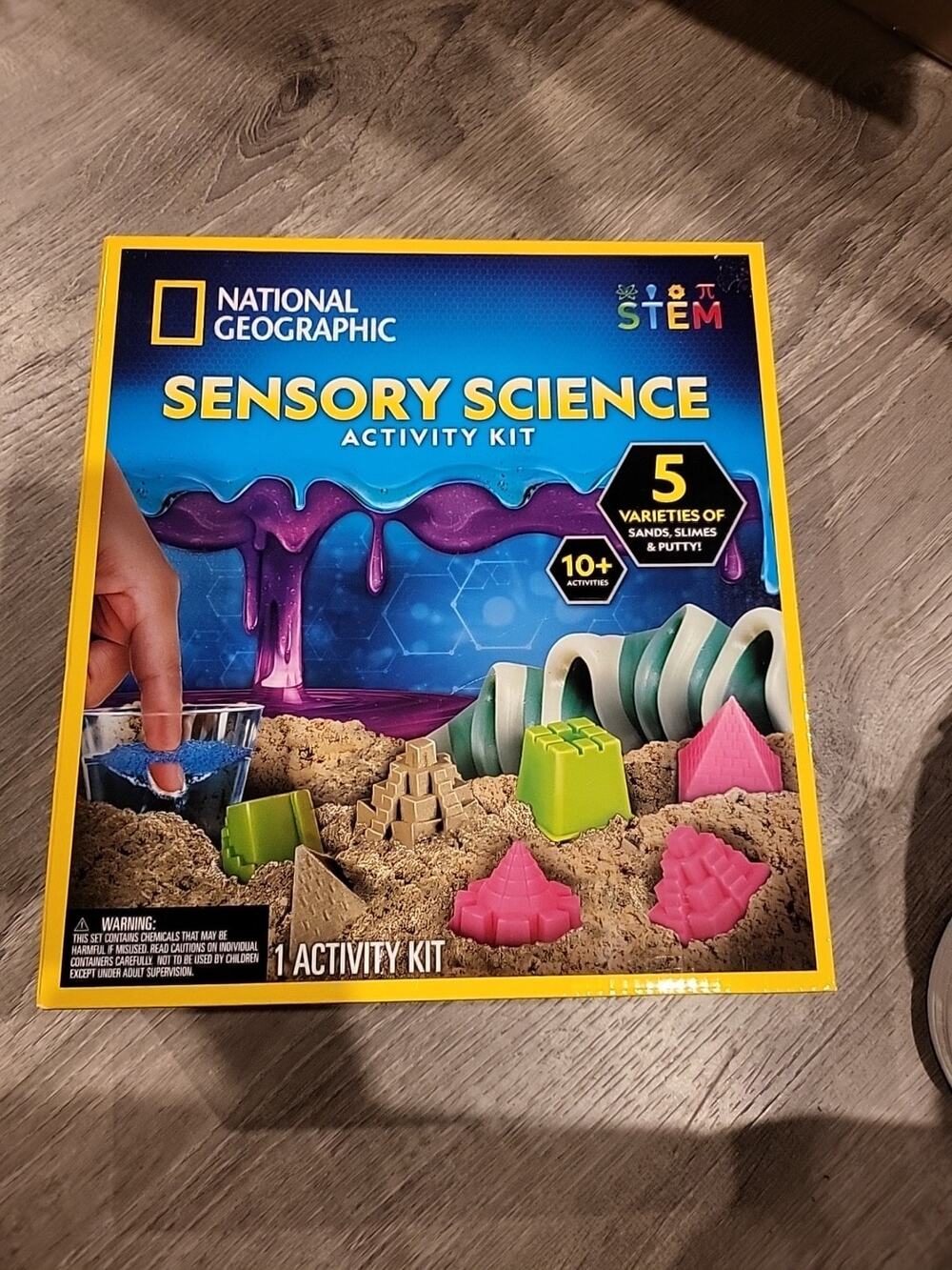National Geographic Sensory Science Activity Kit STEM 10+ Activities Sands Putty